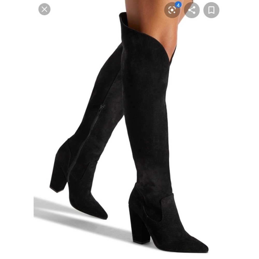 Shoedazzle black velvet boots